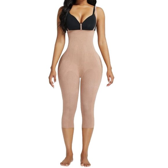 Sculpted Fit Detachable Straps Body Shaper | Postpartum & Everyday Compression - Picture 6 of 10
